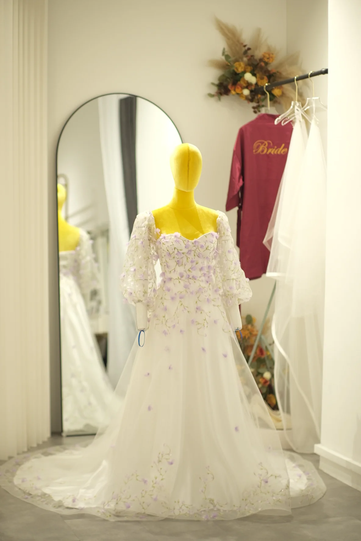 Lux Fabric Half Lace with 3D Lace Size M Wedding Gown | Ready-to-Wear