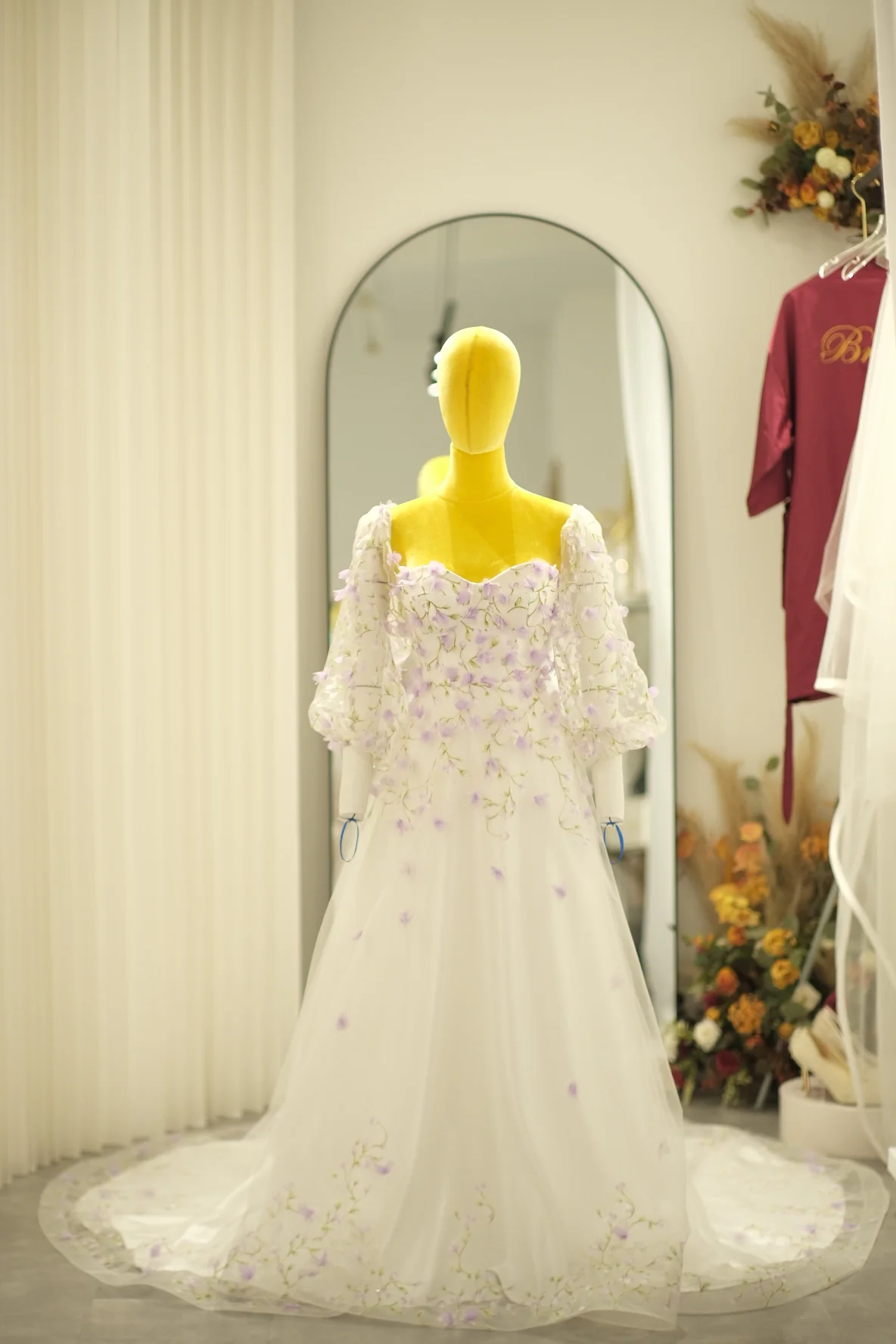Lux Fabric Half Lace with 3D Lace Size M Wedding Gown | Ready-to-Wear - Image 3