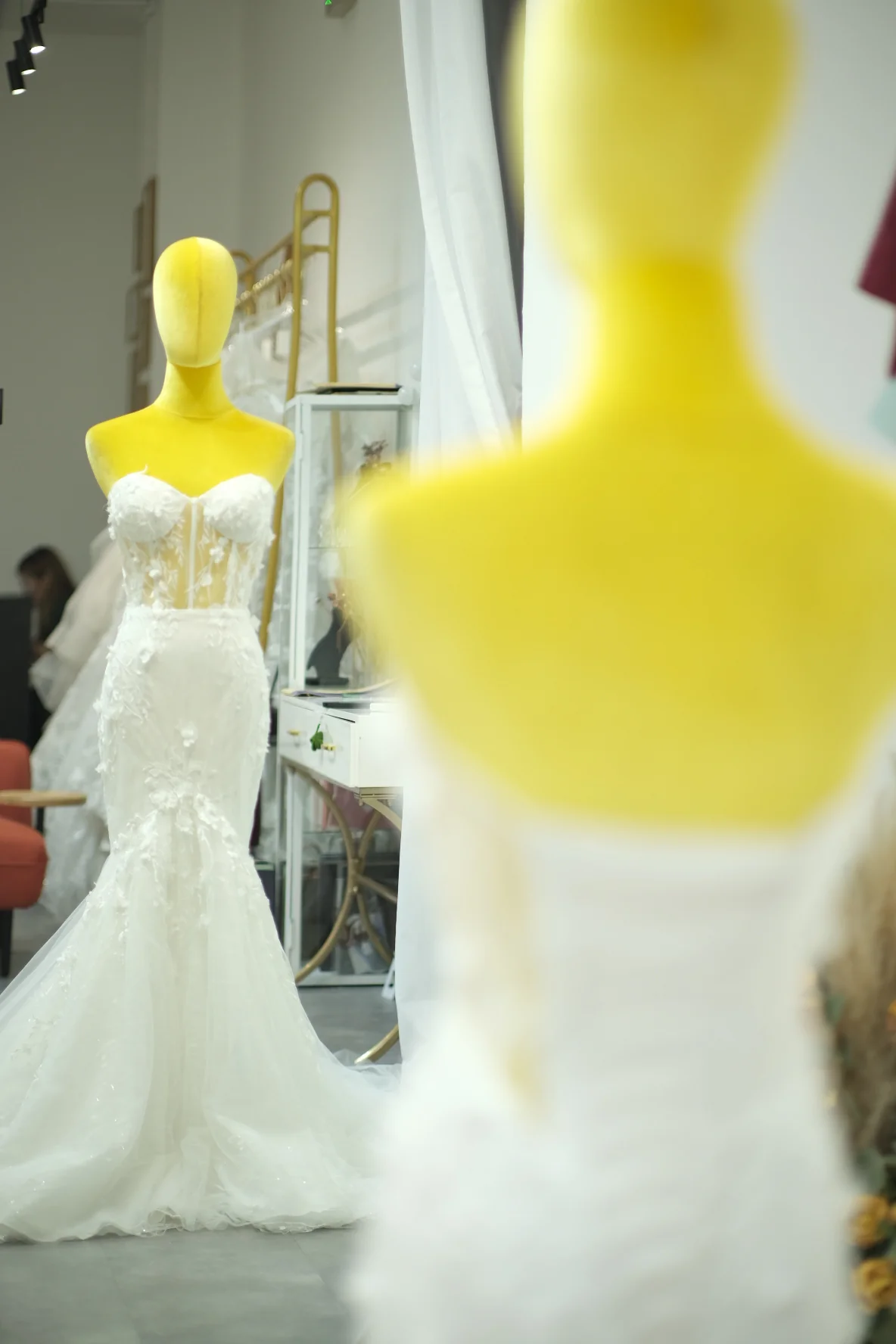 Lux 3D Lace Size S Wedding Gown | Ready-to-Wear - Image 2
