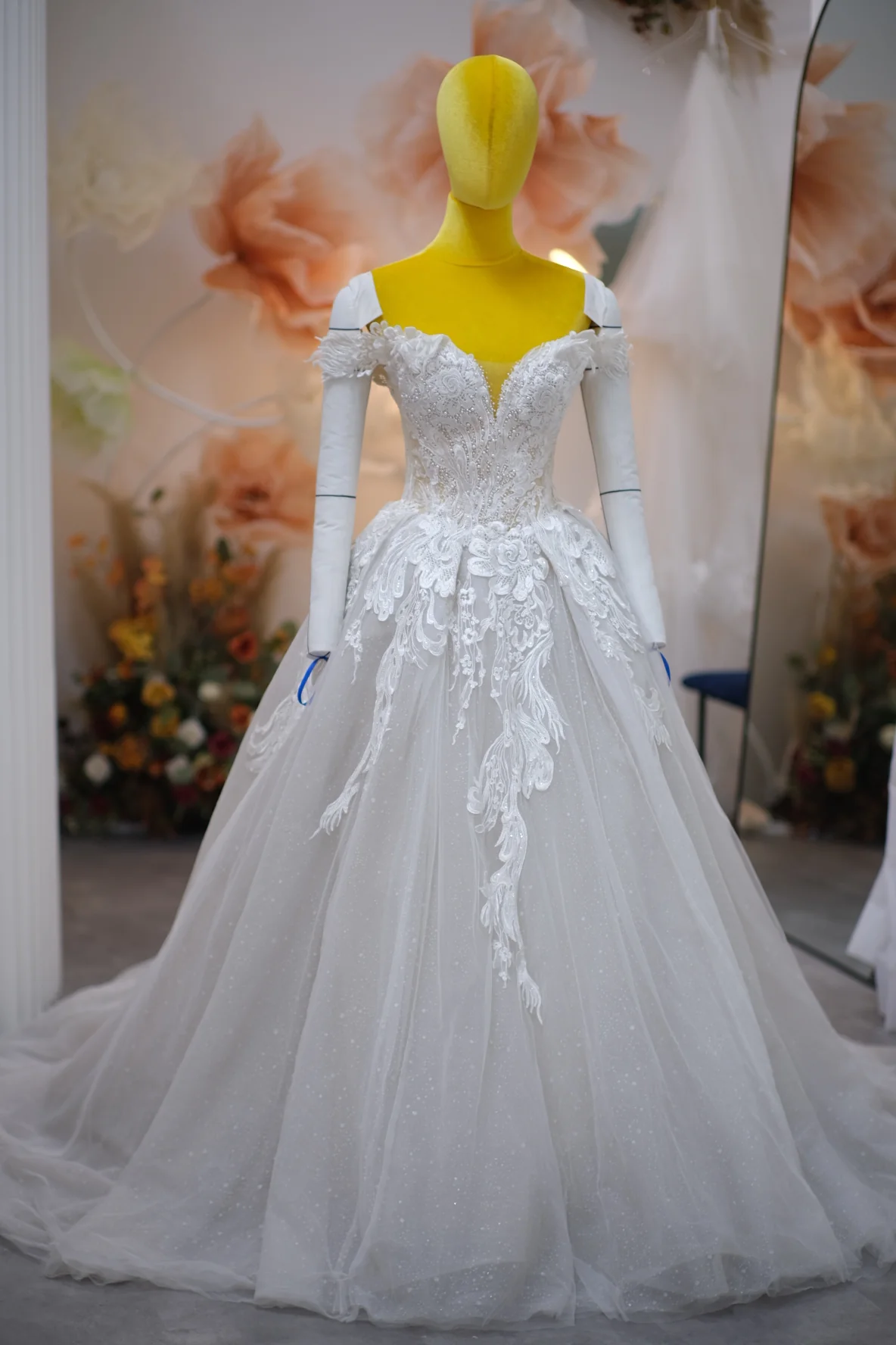 Luxury Full Half Lace with Beaded Wedding Gown Size XS | Ready-to-Wear - Image 2