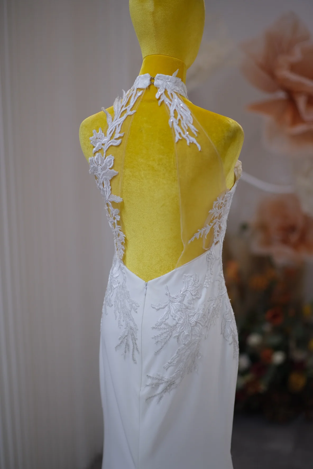 Premium Half Lace Wedding Gown Size L | Ready-to-Wear - Image 5