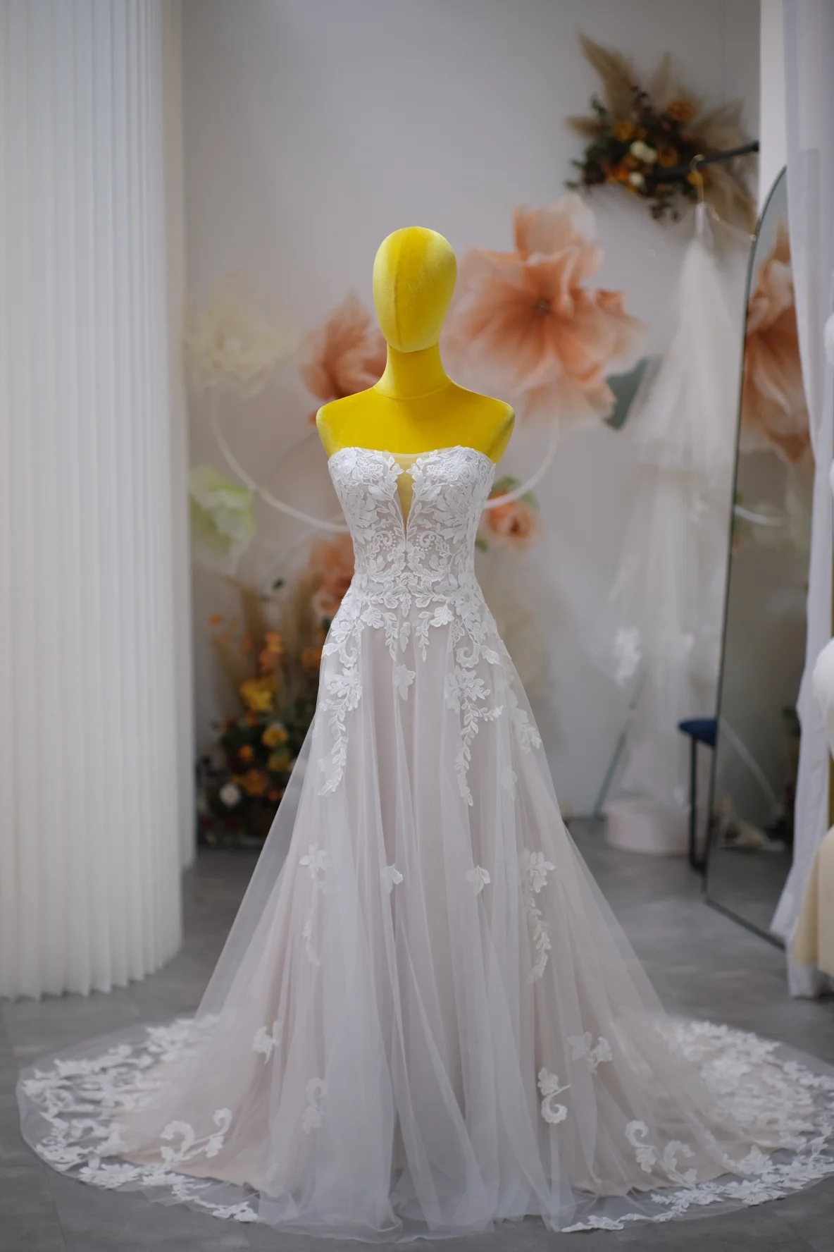 Premium Half Lace Wedding Gown Size S | Ready-to-Wear - Image 8