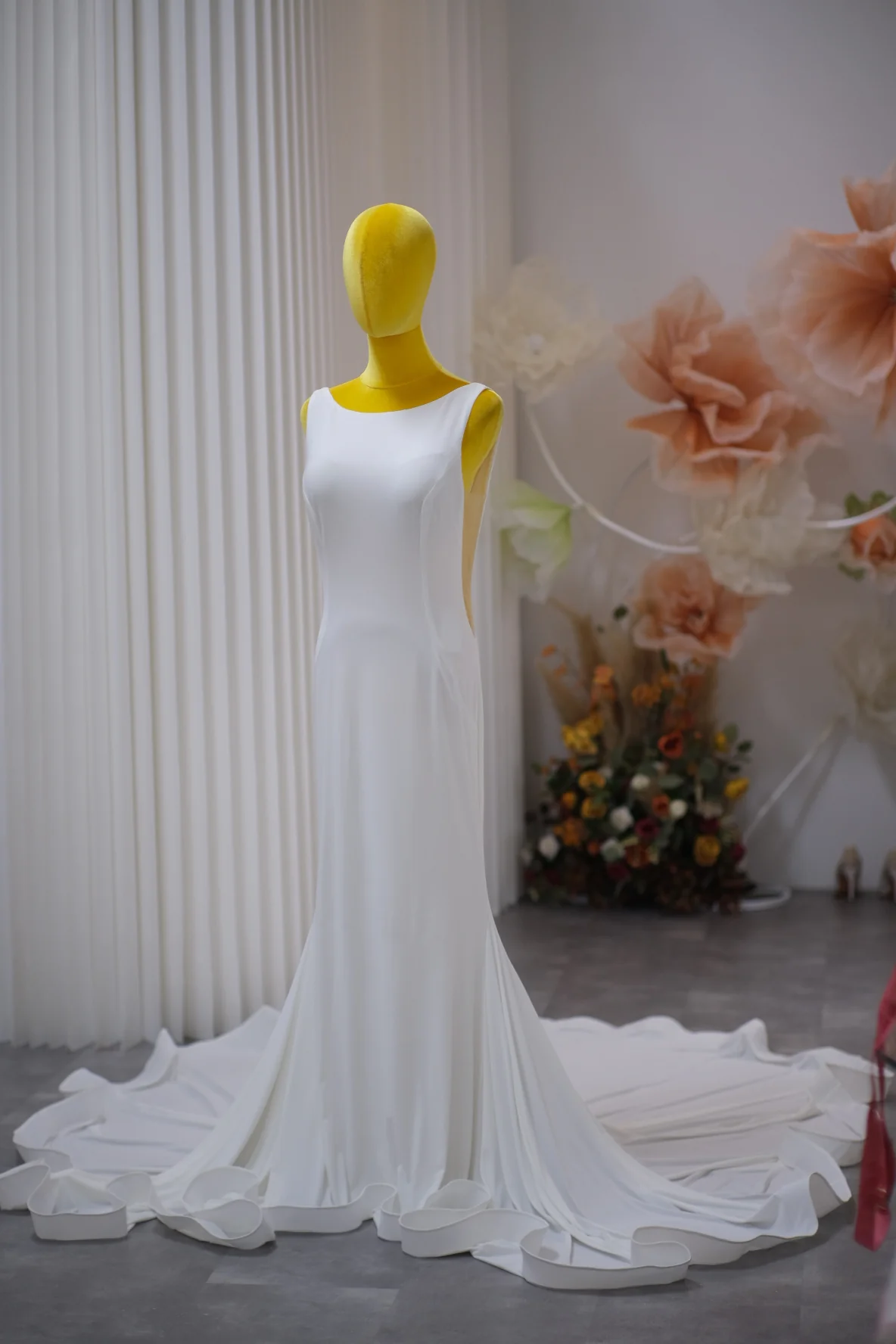 Pleated Wedding Gown Size XL Bust 90-94 | Ready-to-Wear - Image 2