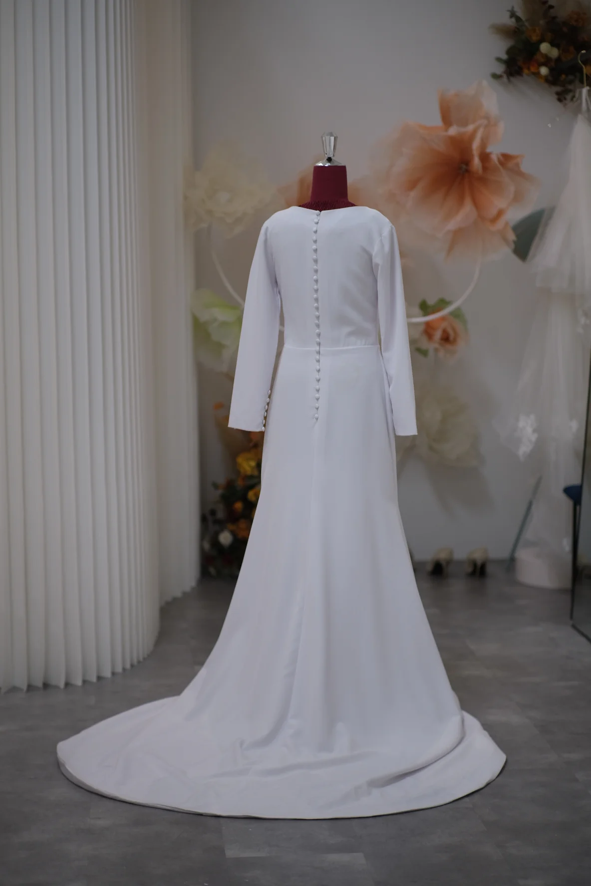 Premium Pleated Wedding Gown Size XL-4XL | Ready-to-Wear - Image 4