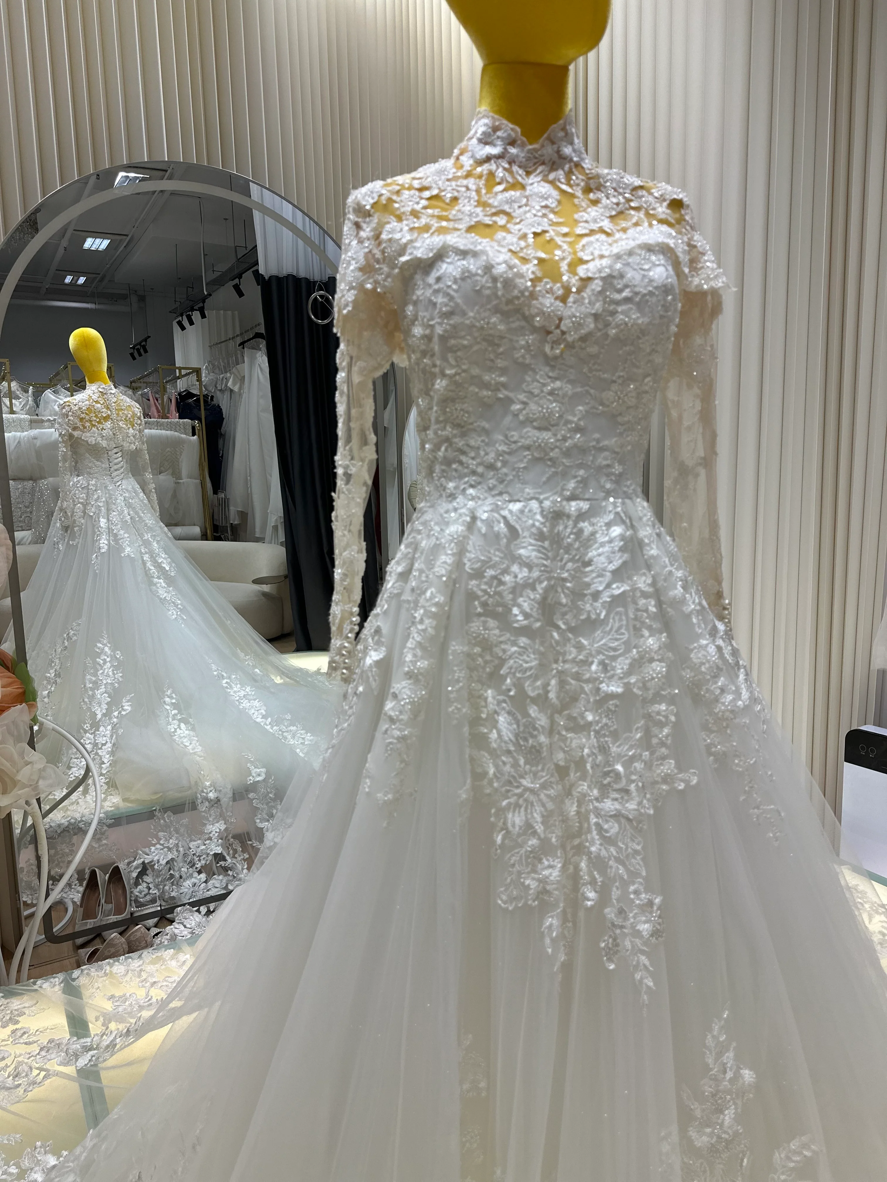 Lux Full Lace Wedding Gown Size XS-XL Bust 78-94 | Ready-to-Wear - Image 14