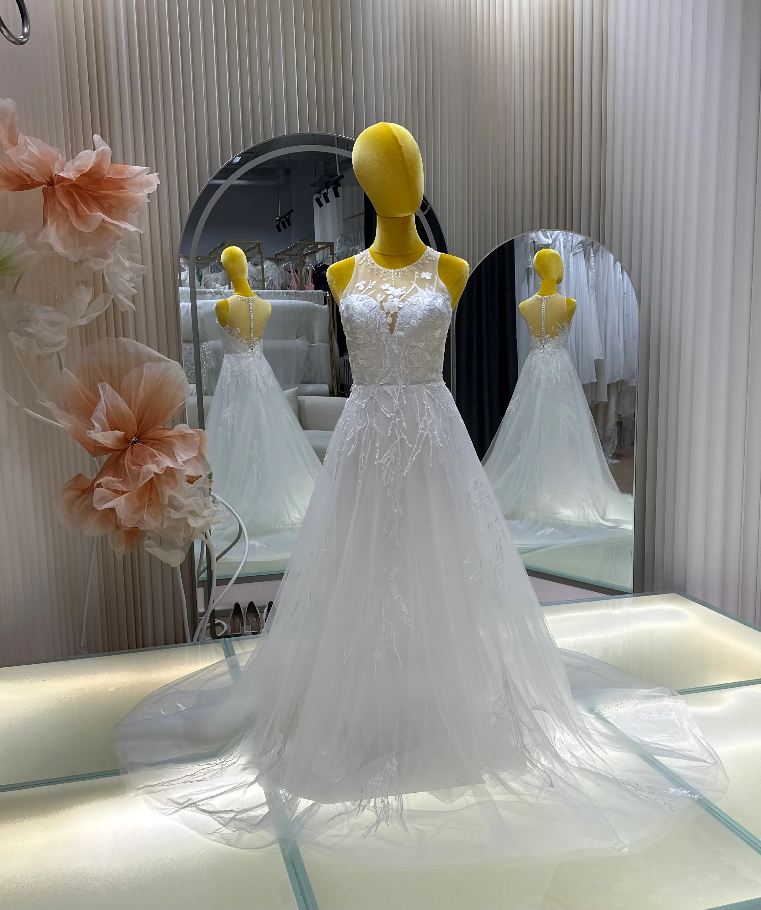 Premium Beaded Full Lace Wedding Gown Size. M |Ready-to-Wear - Image 2