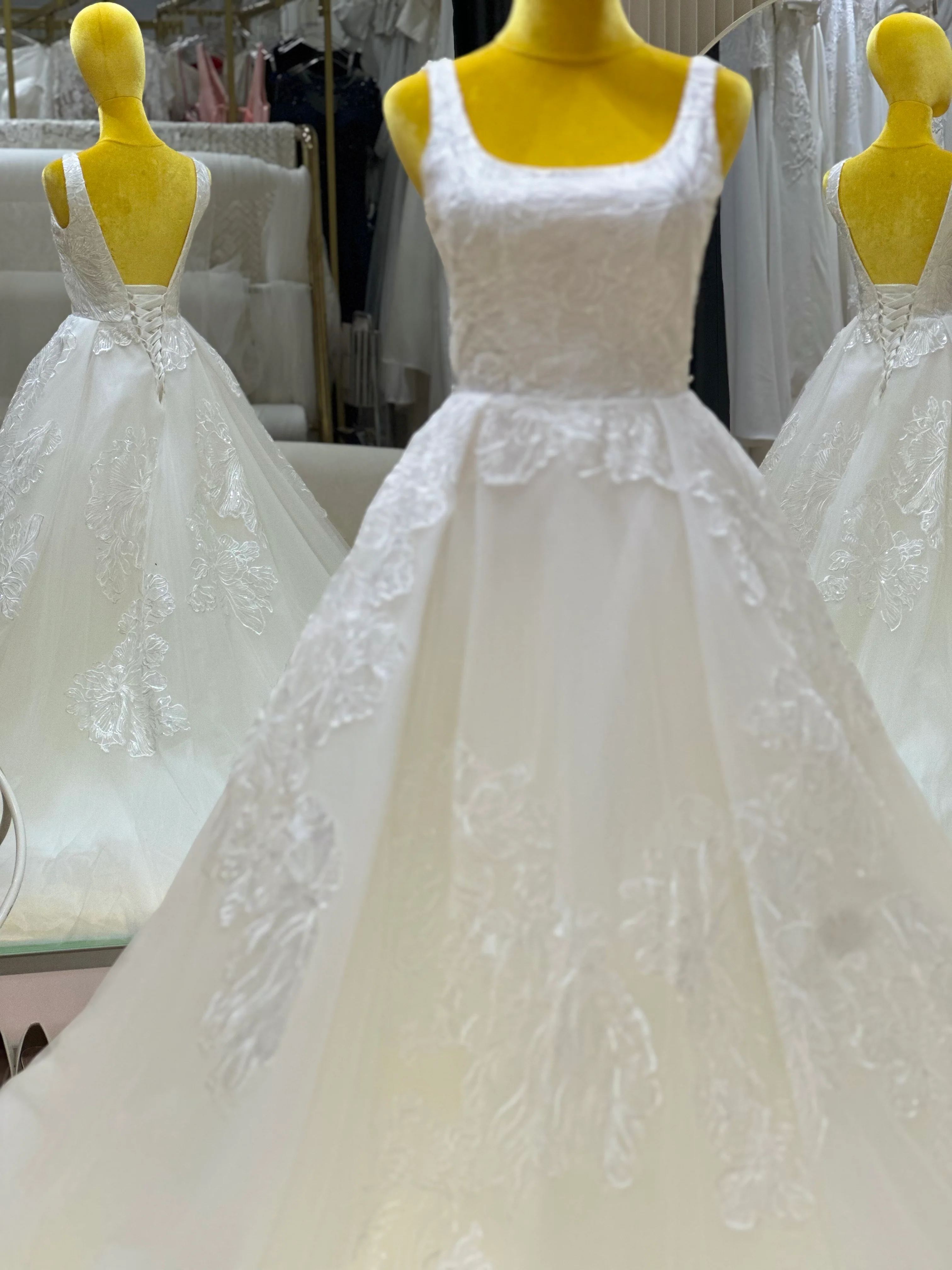 Lux Full Lace Wedding Gown Size XS-L Bust 78-90 | Ready-to-Wear - Image 6