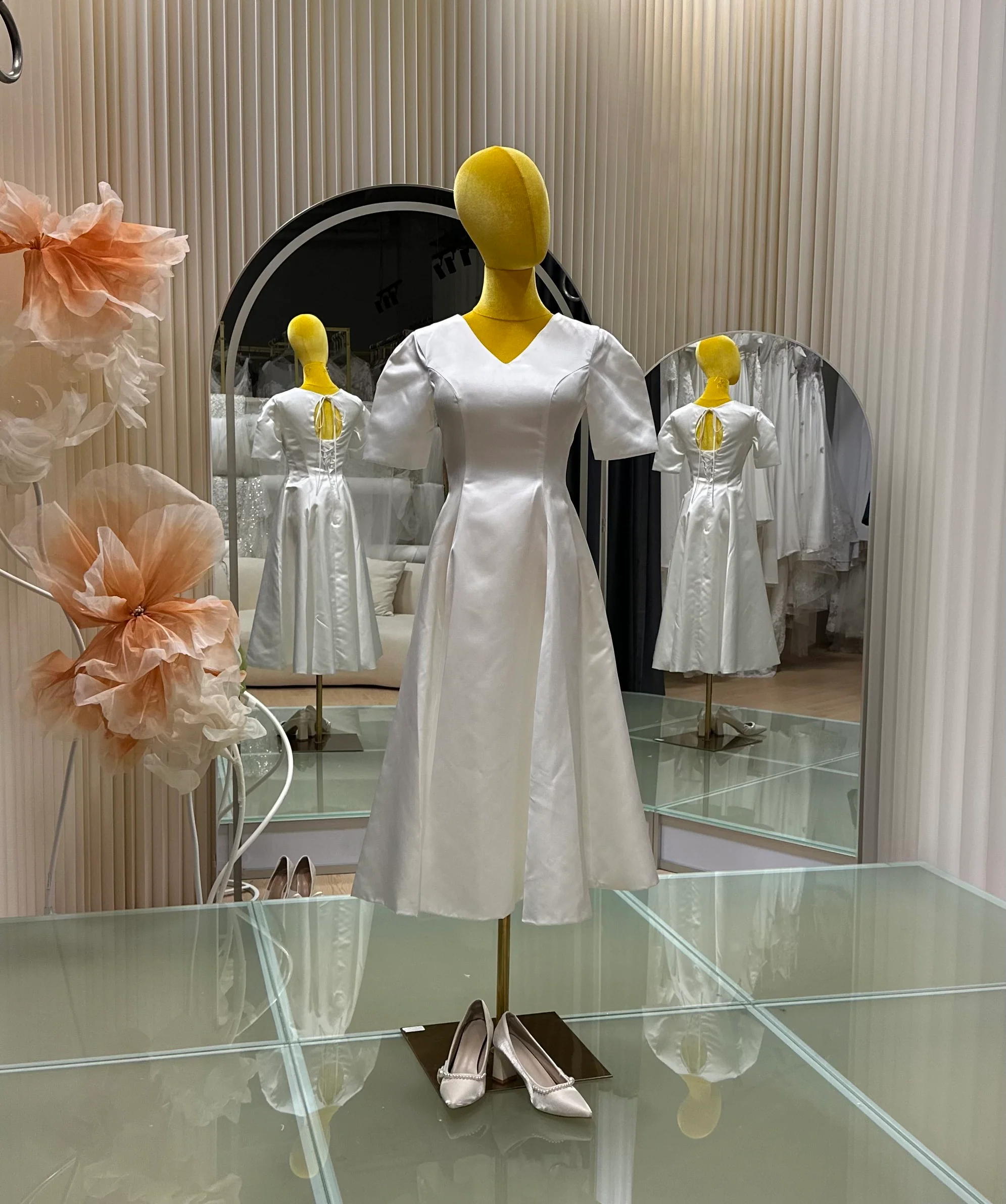 Modern Charm Short Wedding Dress | Ready-to-Wear