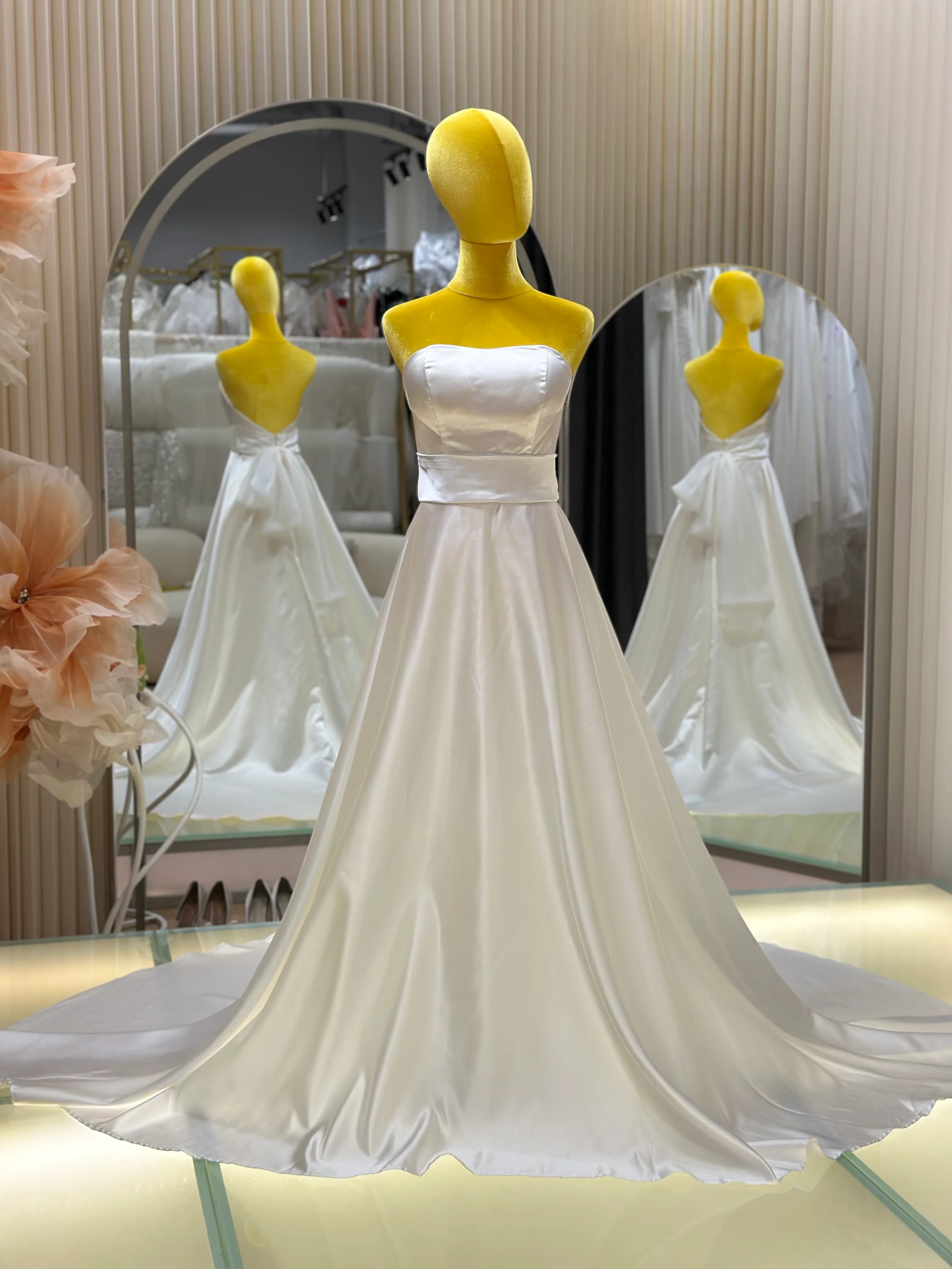 Graceful Pleat Minimalist Wedding Gown | Ready-to-Wear - Image 3