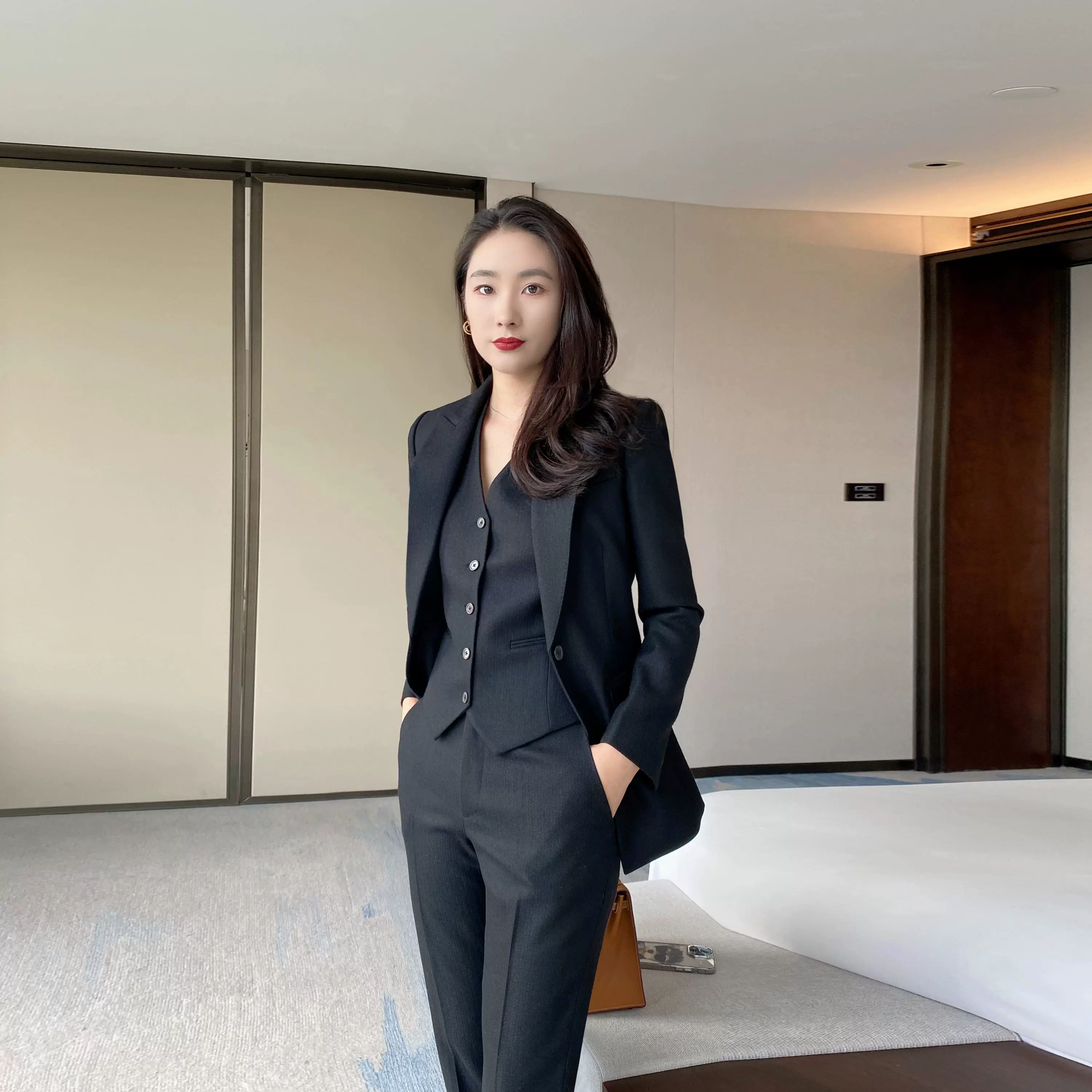 Black Slim Fit 3-Piece Winter Work Classic Suit - Image 3
