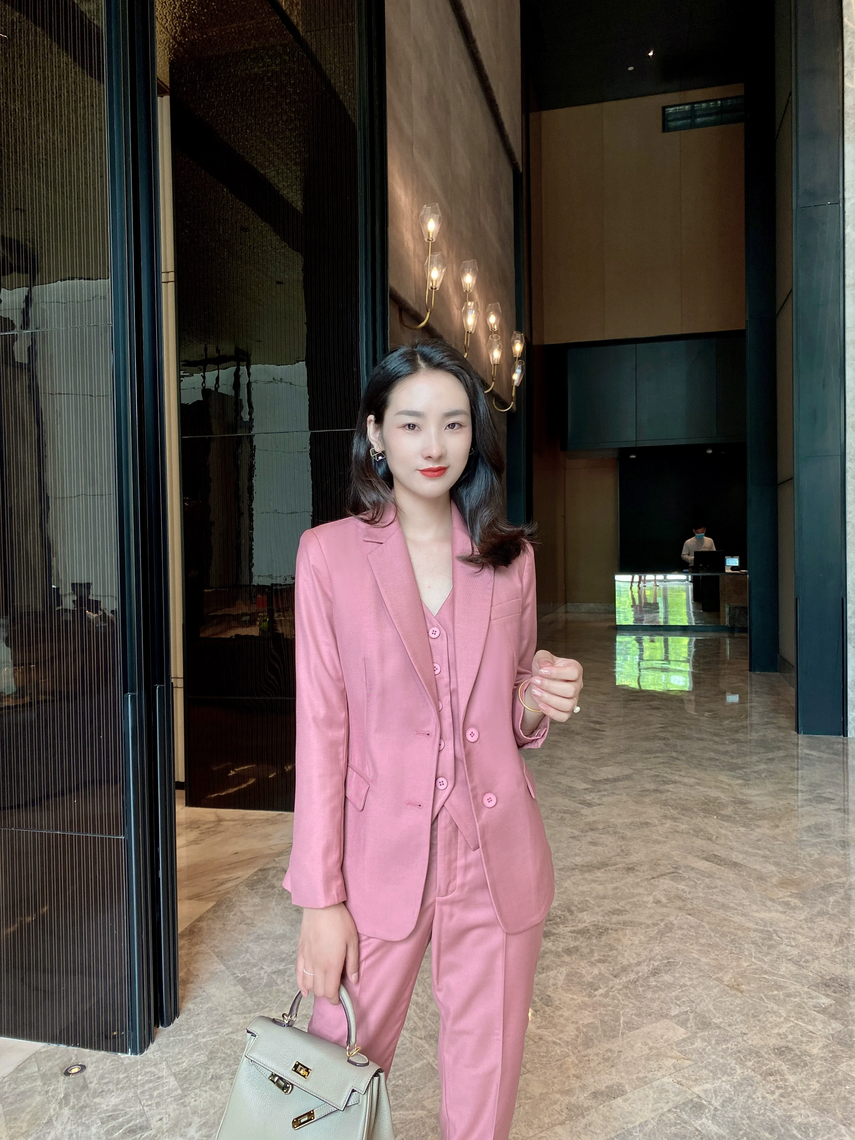 Elegant Autumn Dried Rose Powder Three-Piece Suit Set - Image 4