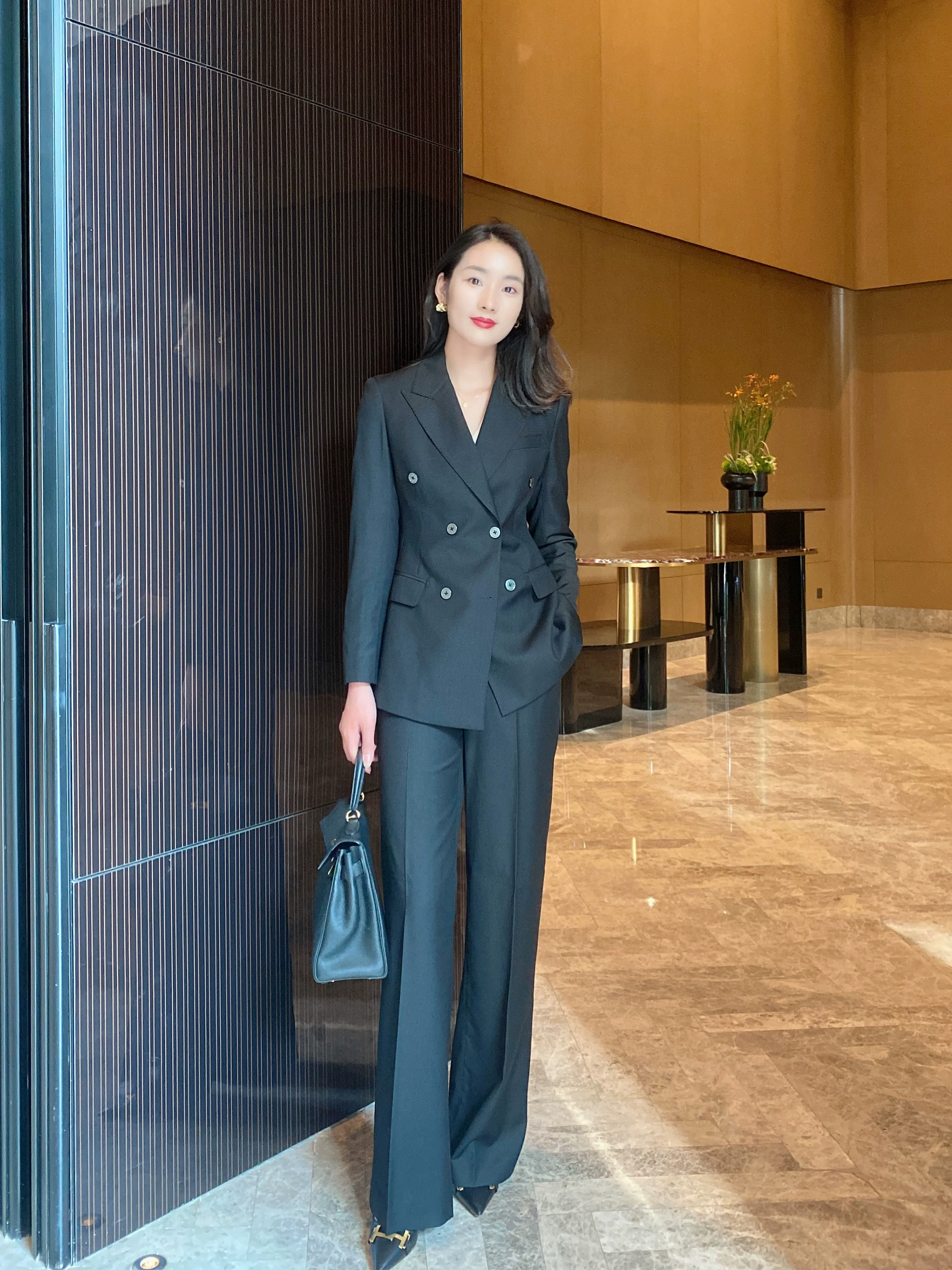 Elegant Black Autumn Suit Set Tailored Jacket and Wide‑Leg Trousers - Image 3