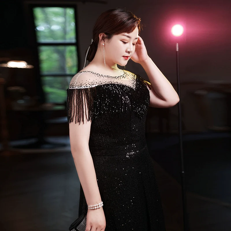 Elegant Black Evening Dress - Image 4