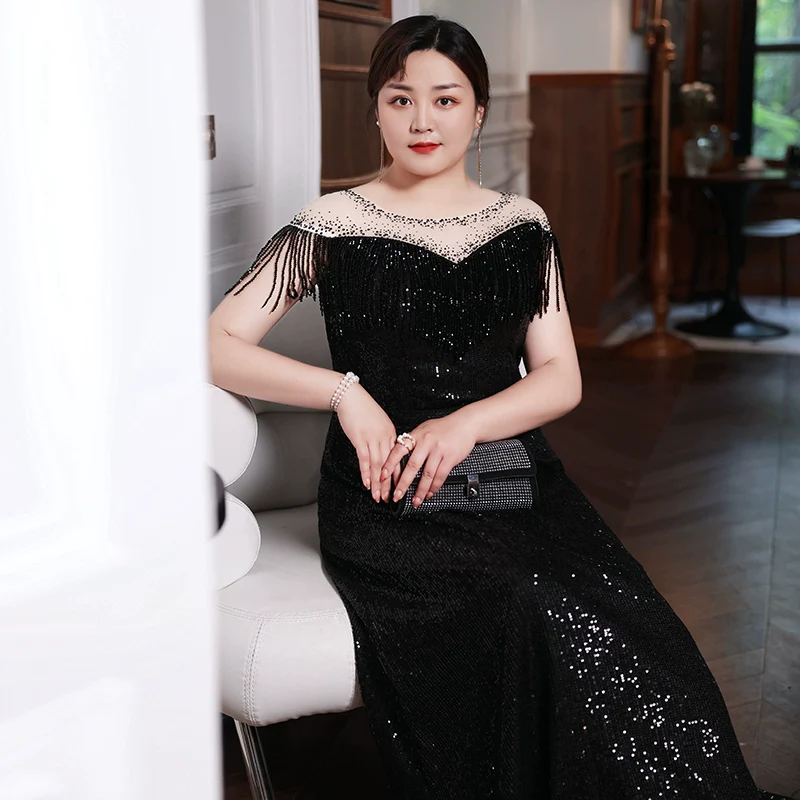 Elegant Black Evening Dress - Image 5