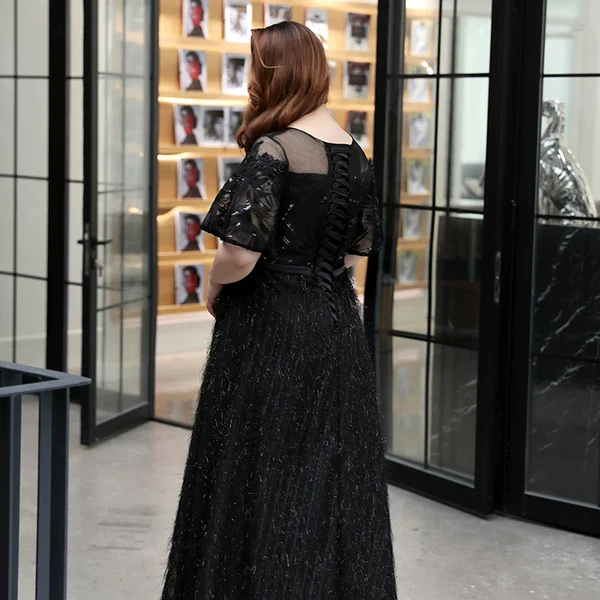 Elegant Black Long Evening Dress - Image 2