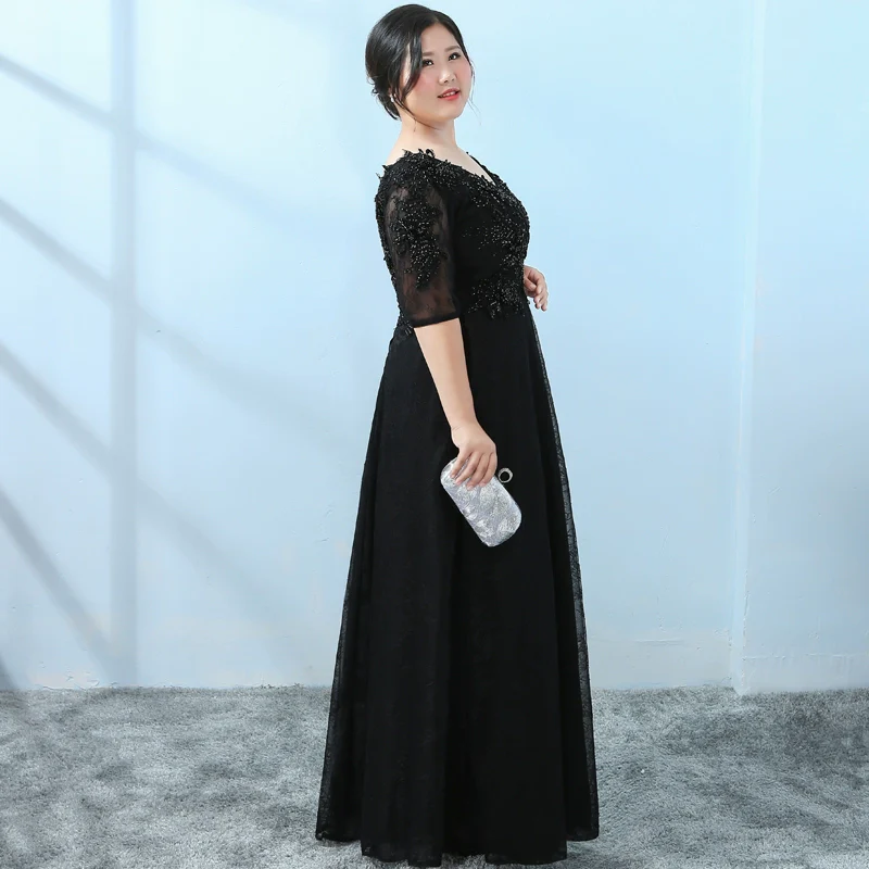 Elegant Black Velvet Evening Dress - Image 4
