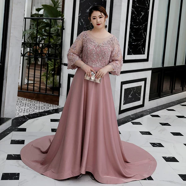 Elegant Fuchsia Evening Gown - Image 5