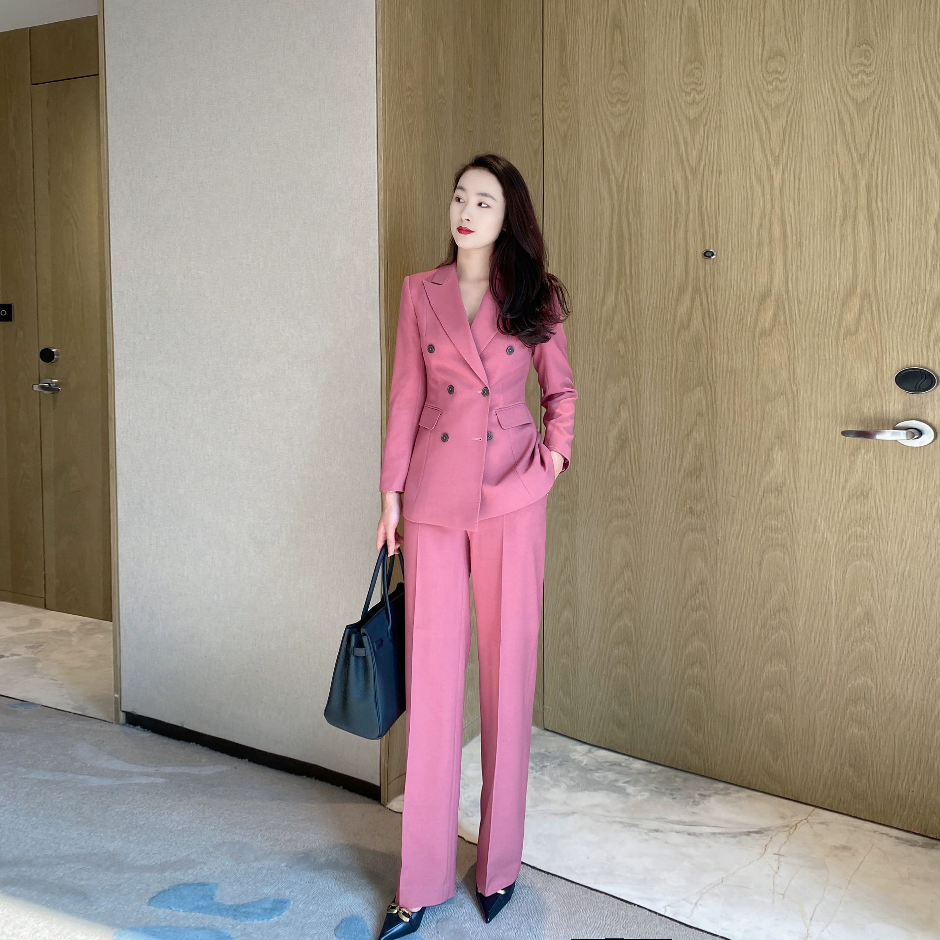 Elegant Fuchsia Spring Blazer and Wide-Leg Pants Set - Image 6