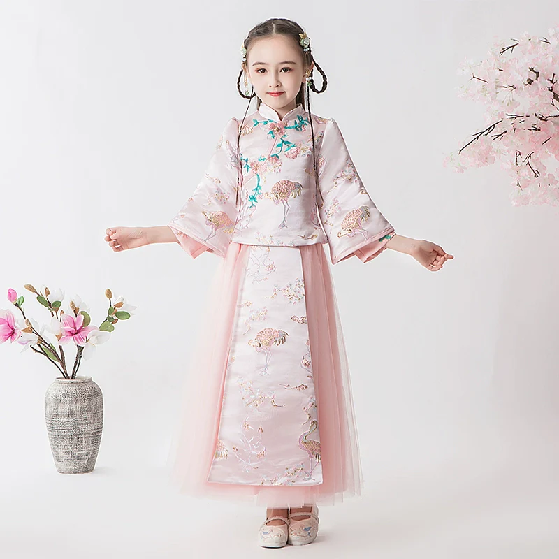 Elegant Girls' Fleece Lined Hanfu Cheongsam Dress: Traditional Chinese New Year Outfit - Image 9