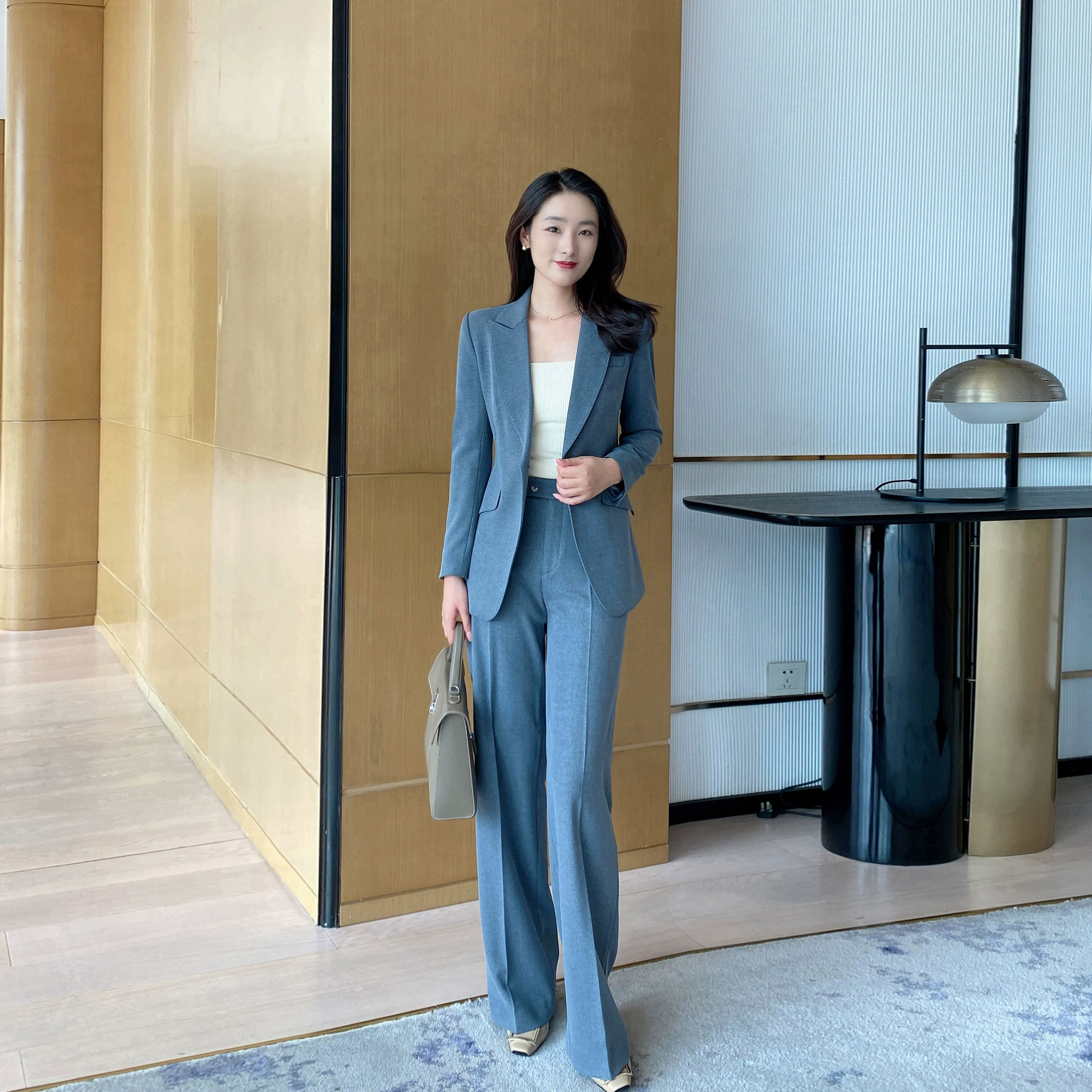 Elegant Grey Demi-Season Women's Suit Jacket Set with Trousers - Image 3