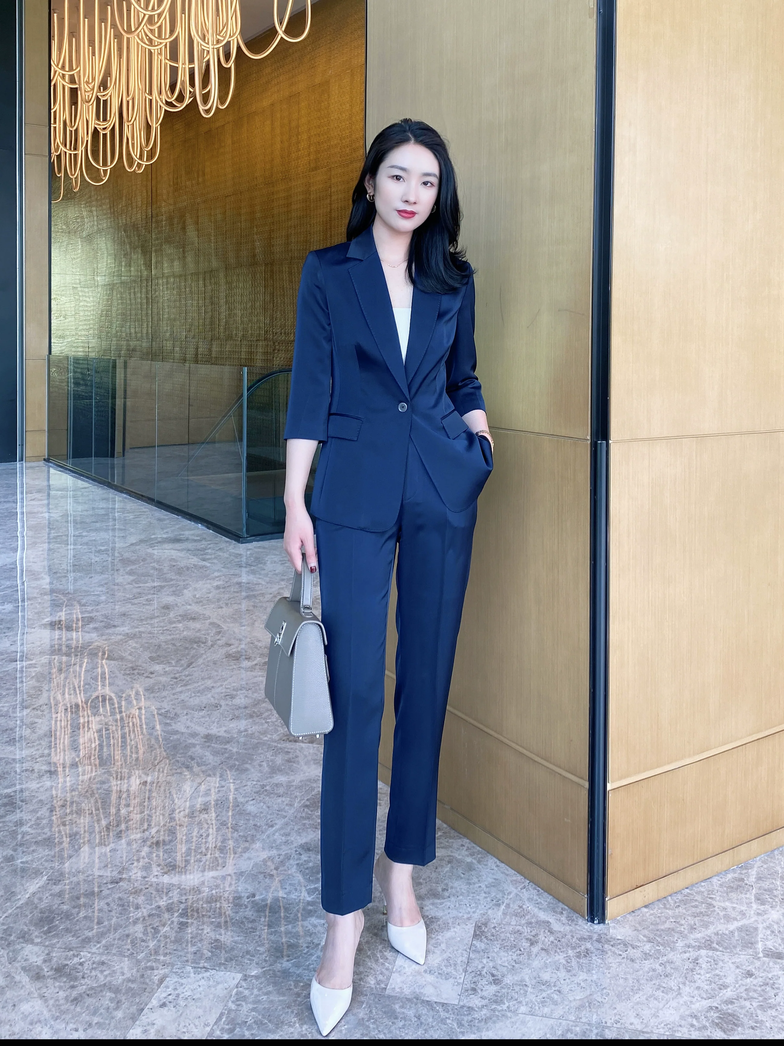 Elegant Summer Slim-Fit Professional Suit Jacket for Women