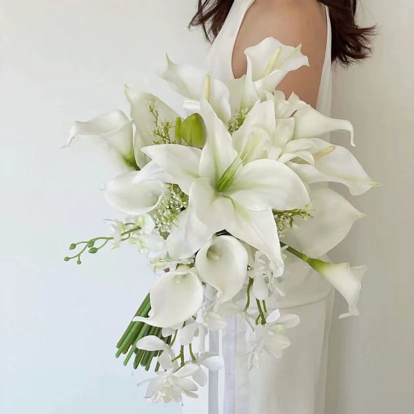 Elegant White Phalaenopsis Calla Lily Bouquet for Wedding Photos - Image 11