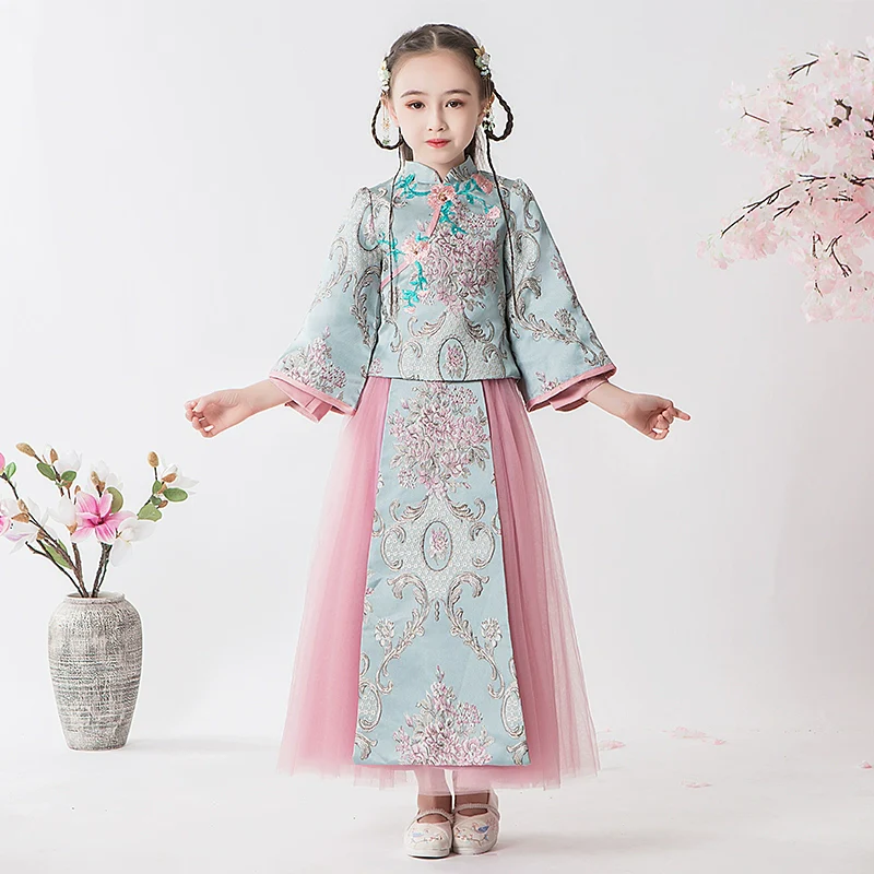 Elite Long Sleeve Children's Hanfu Cheongsam Traditional Wedding Dress Set - Image 6