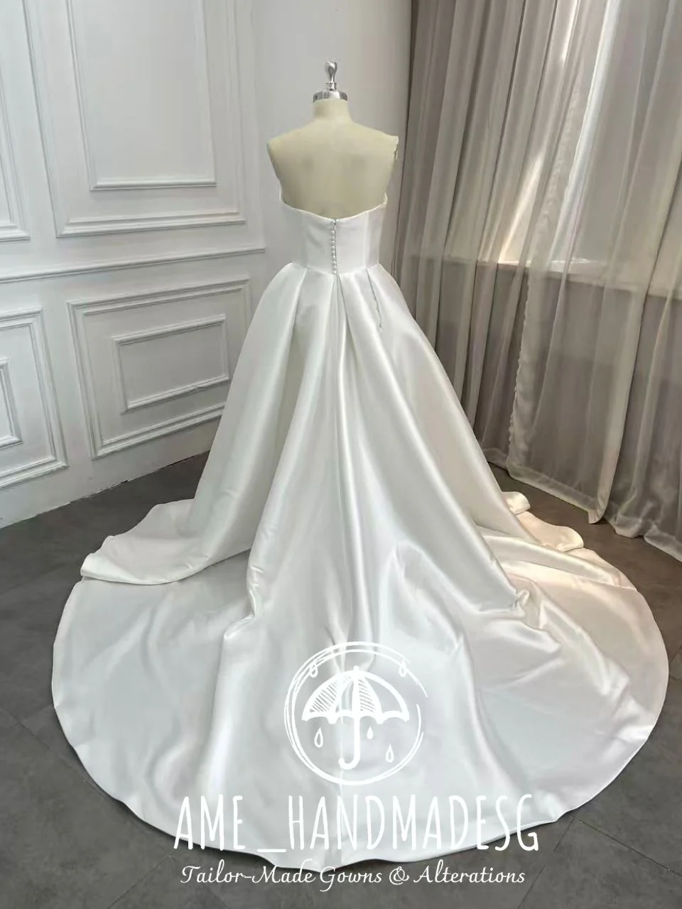 Timeless Elegance Strapless Satin Ball Gown - Image 2