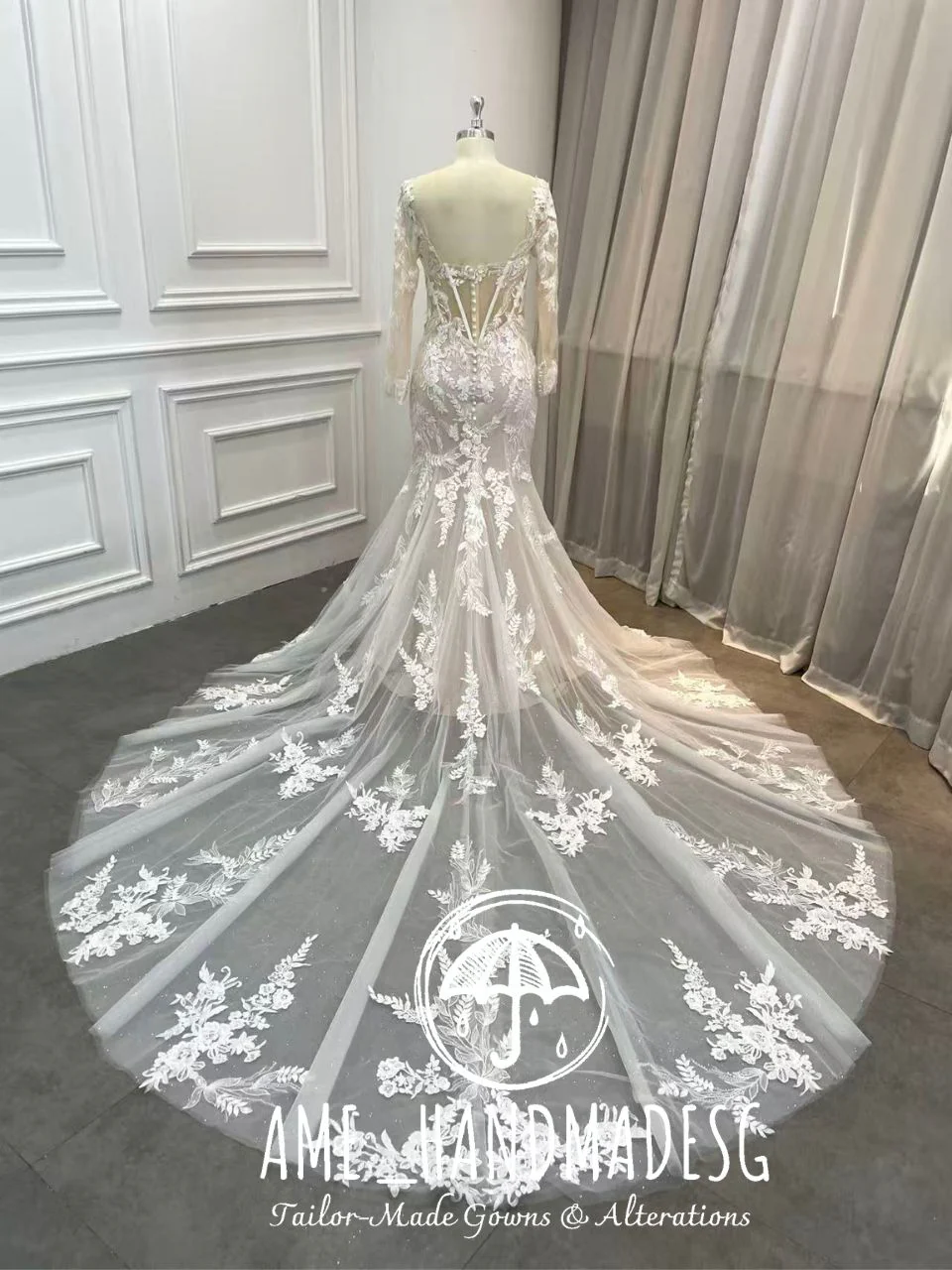 Enchanted Elegance Lace Mermaid Gown - Image 2