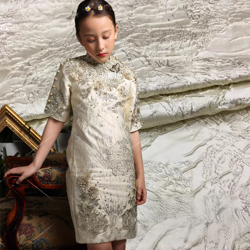 FAB-BROC-016 Spring and Autumn European style three-dimensional relief silver silk dark pattern jacquard fabric dress A-line skirt clothing fabric high-grade crisp - Image 4