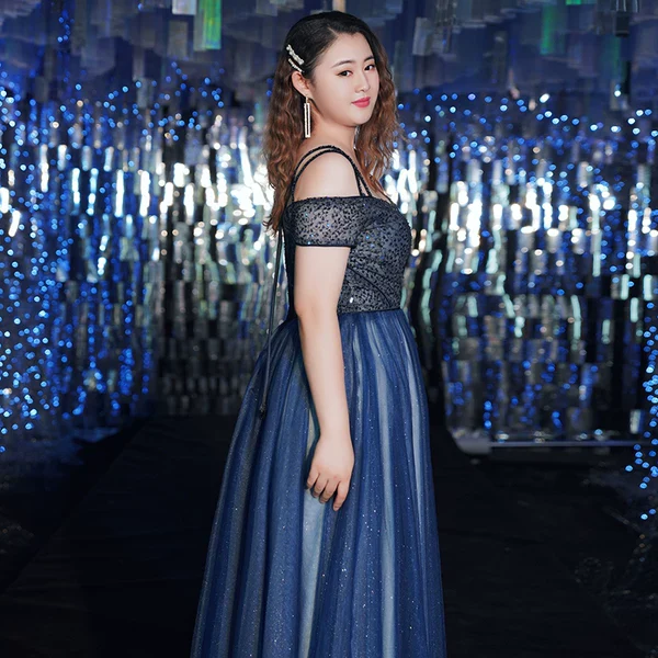 French Style Lifting Evening Dress - Image 2