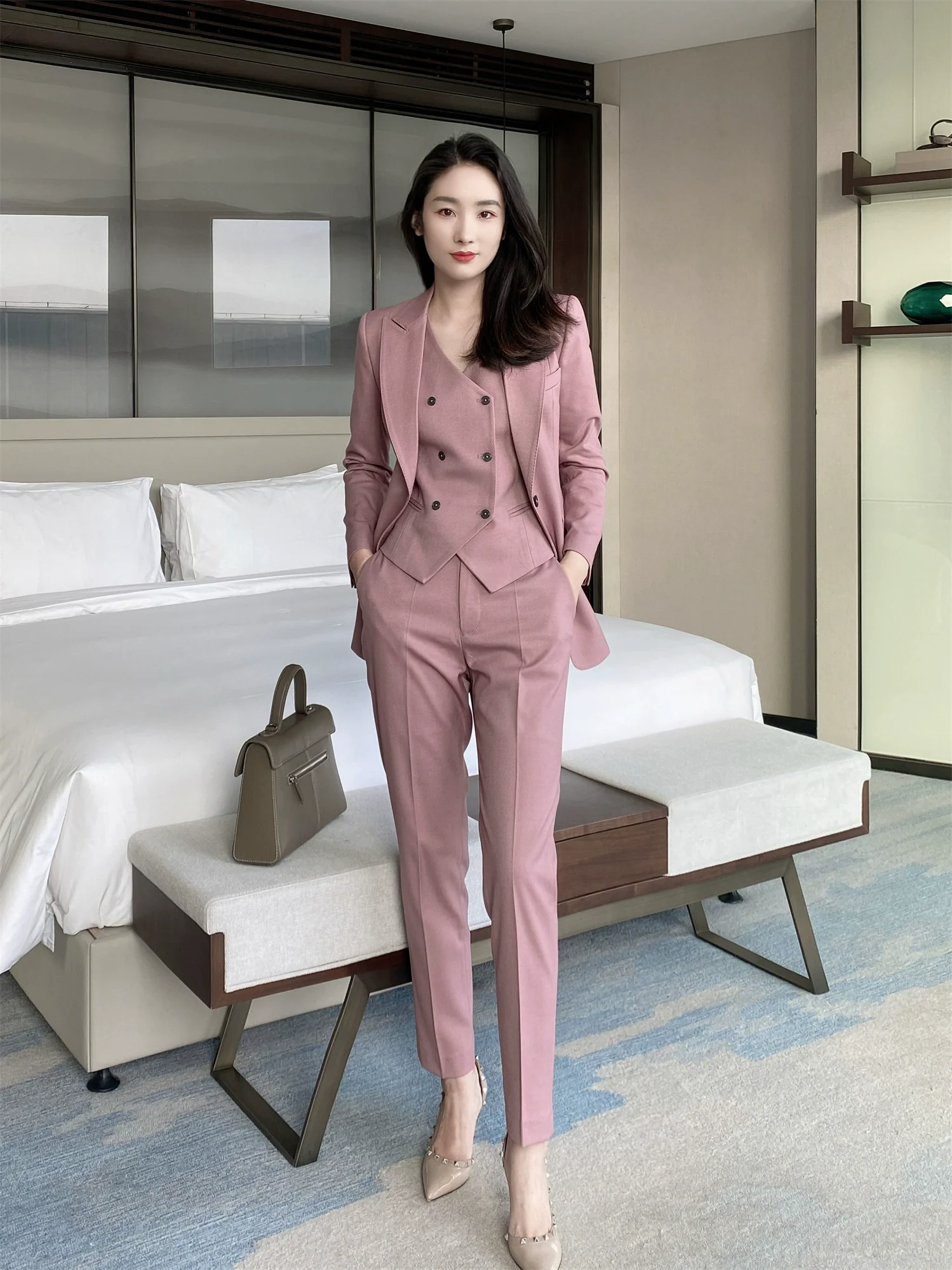 Fuchsia Ice Rose Powder Women's Slim Fit 3-Piece Suit Set - Image 5