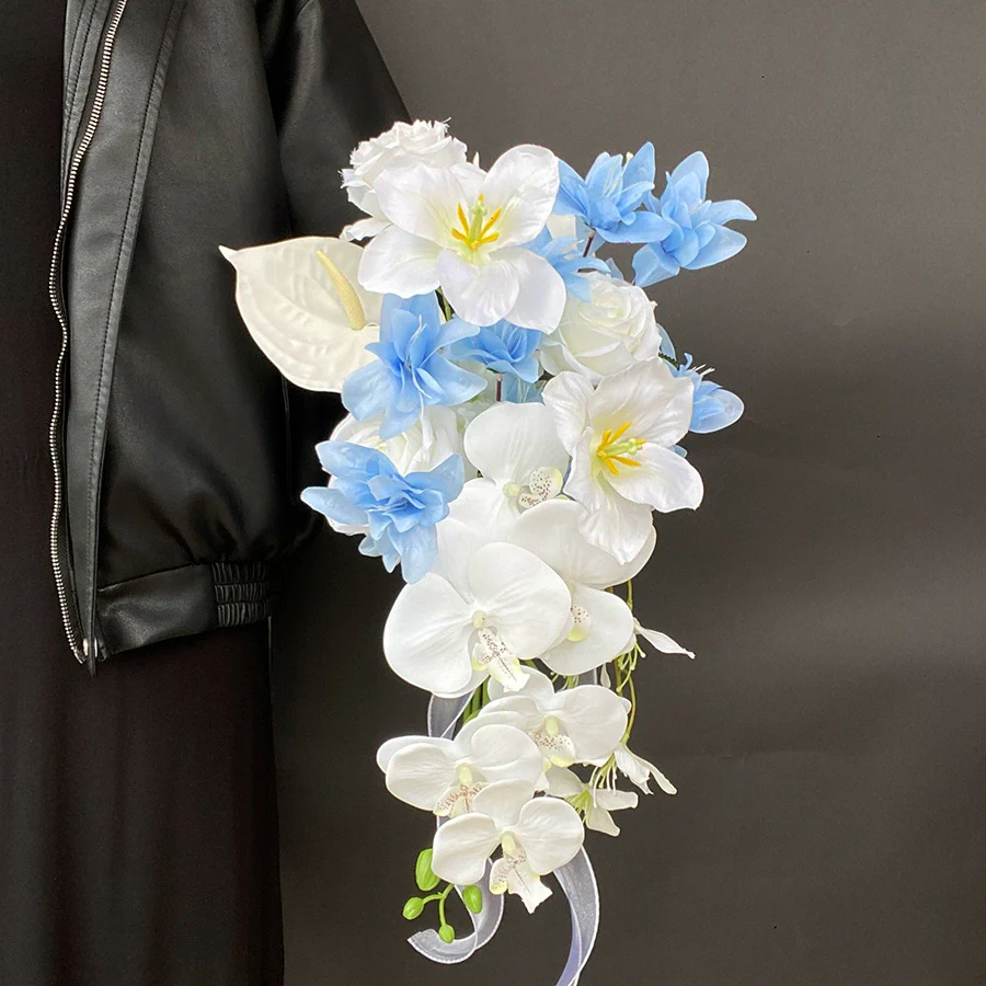 Pink-Purple Phalaenopsis Handheld Orchid Bouquet for Wedding Décor - Image 4