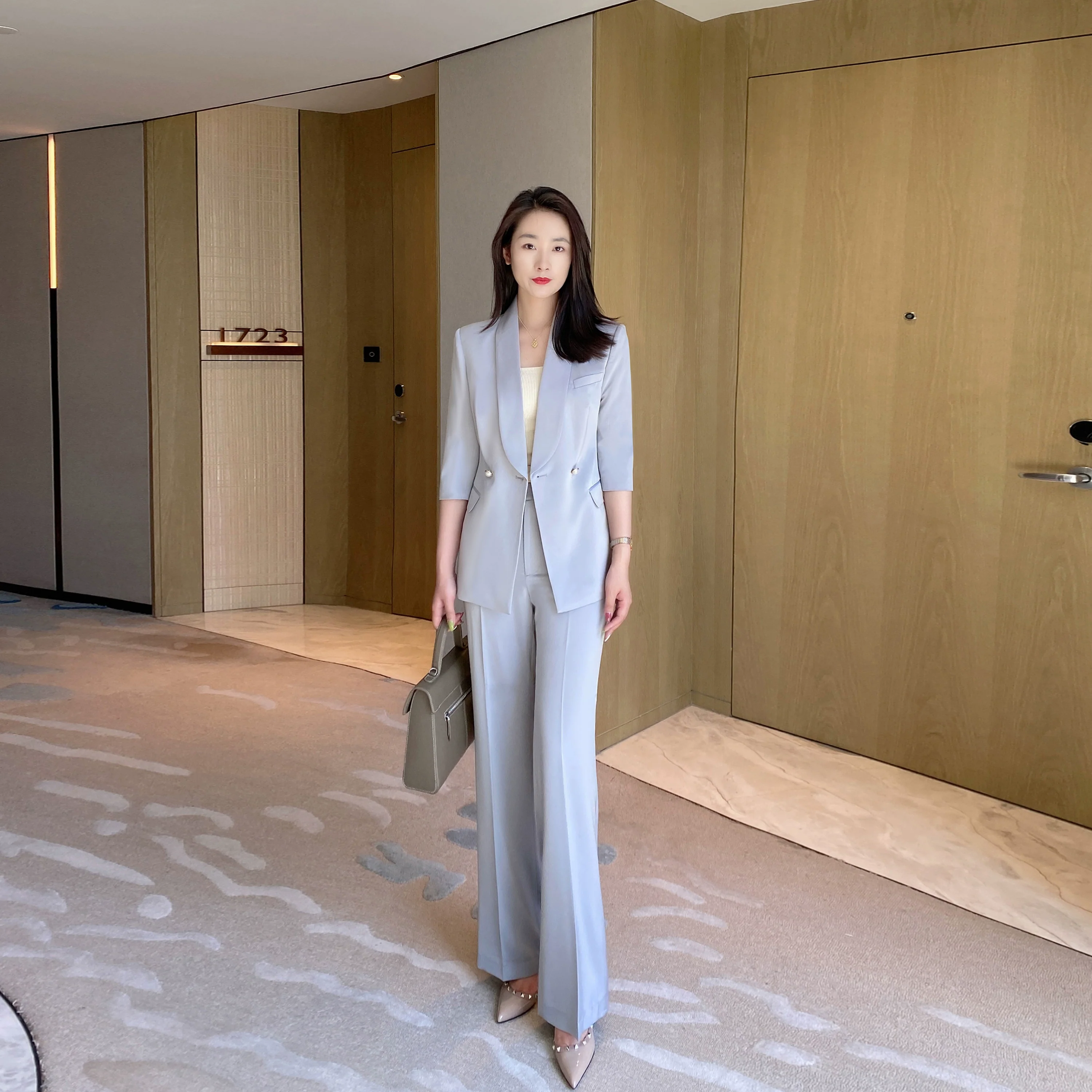 Silver Gray Summer Women's Suit Set with Loose Straight Fit - Image 2