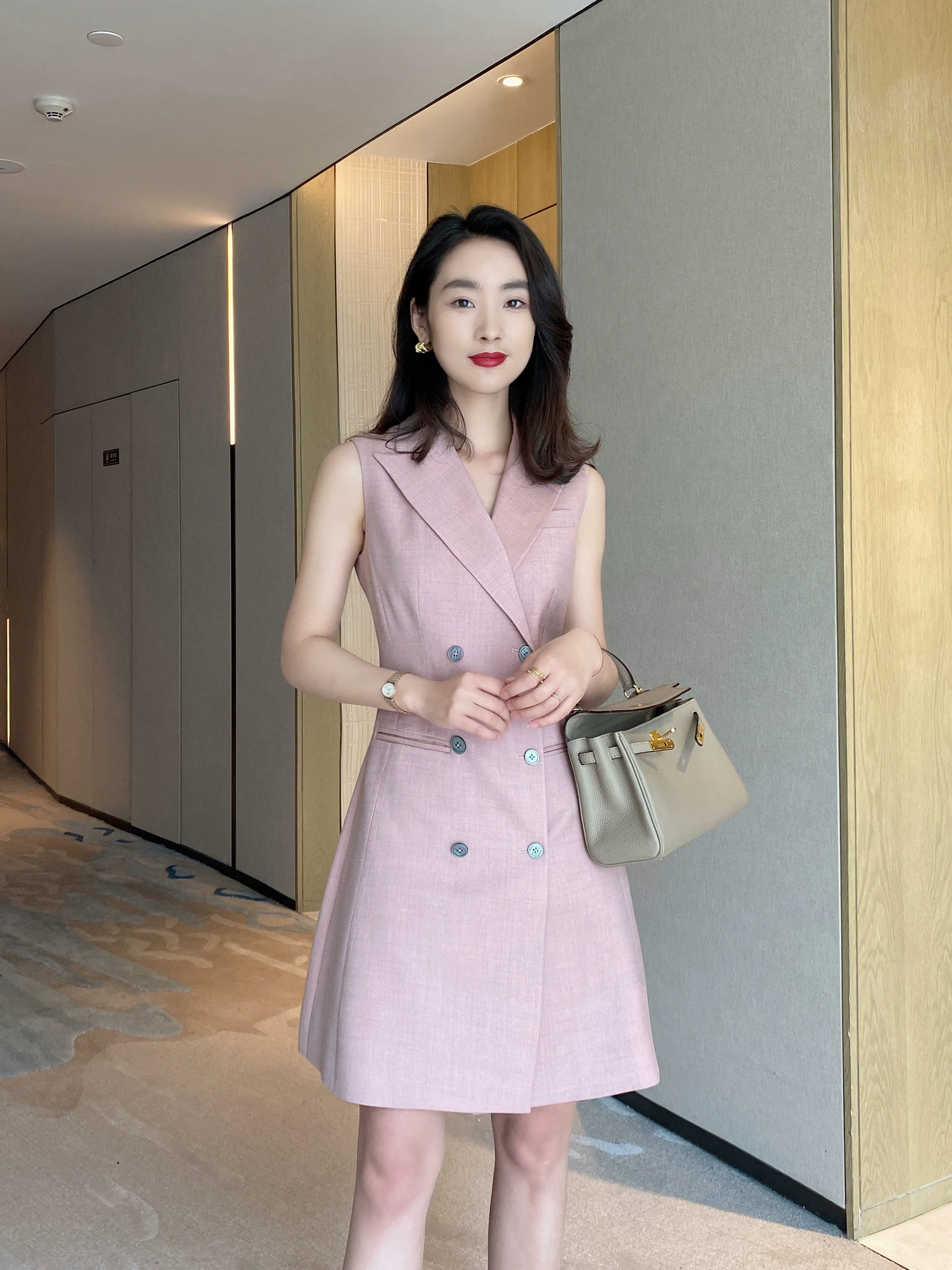 Summer Fuchsia Sleeveless Double-Breasted Suit Jacket with A-Line Skirt - Image 3