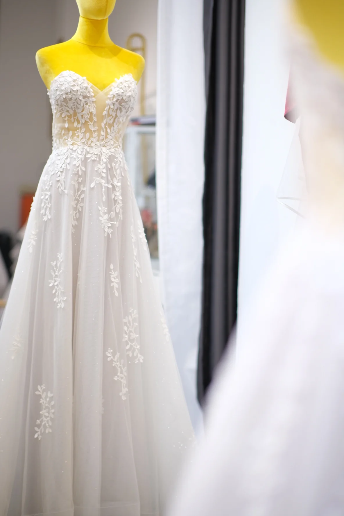 Lux Full Fabric Lace Size S Wedding Gown | Ready-to-Wear - Image 4