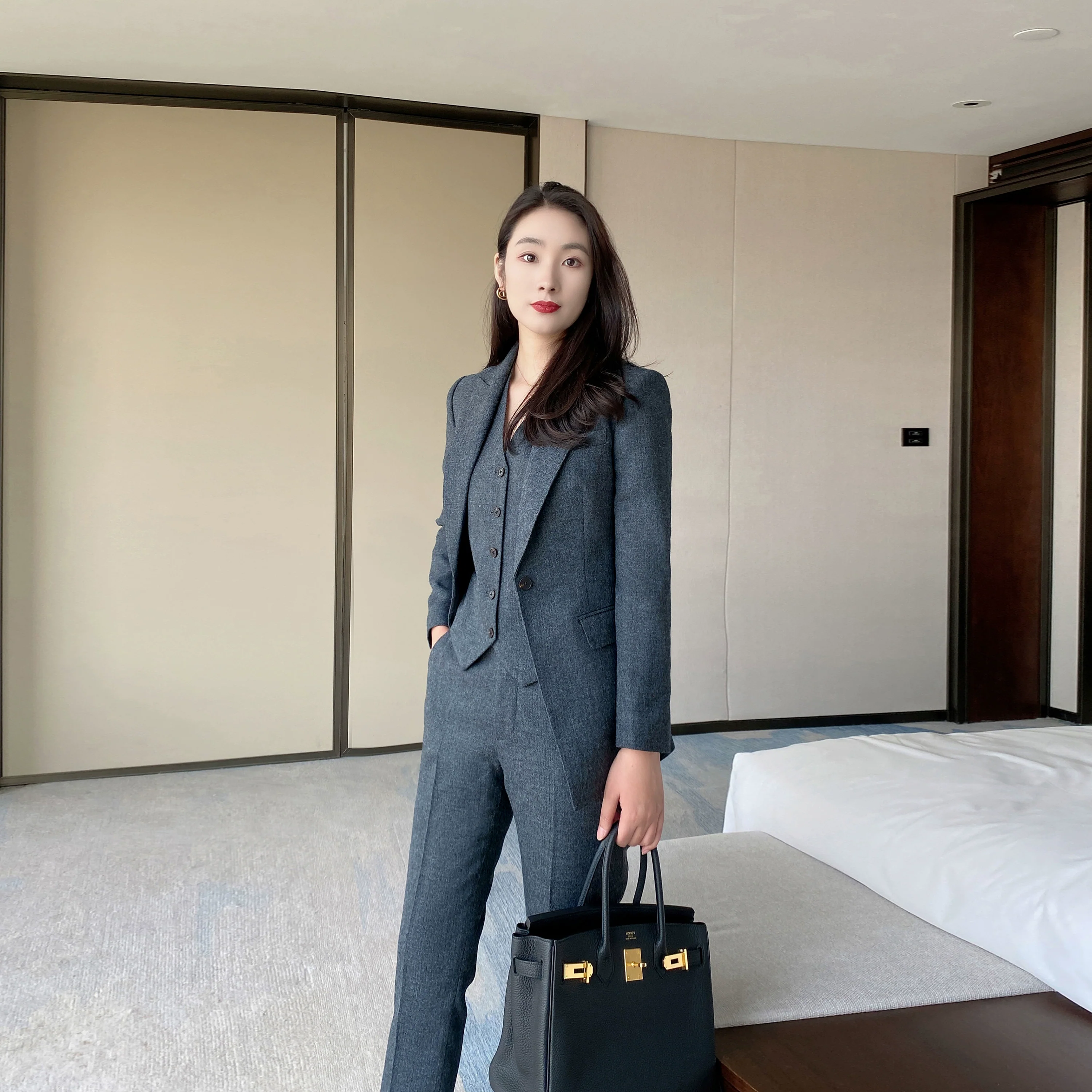Winter Warm Classic 3-Piece Slim Fit Suit Set for Women - Image 3