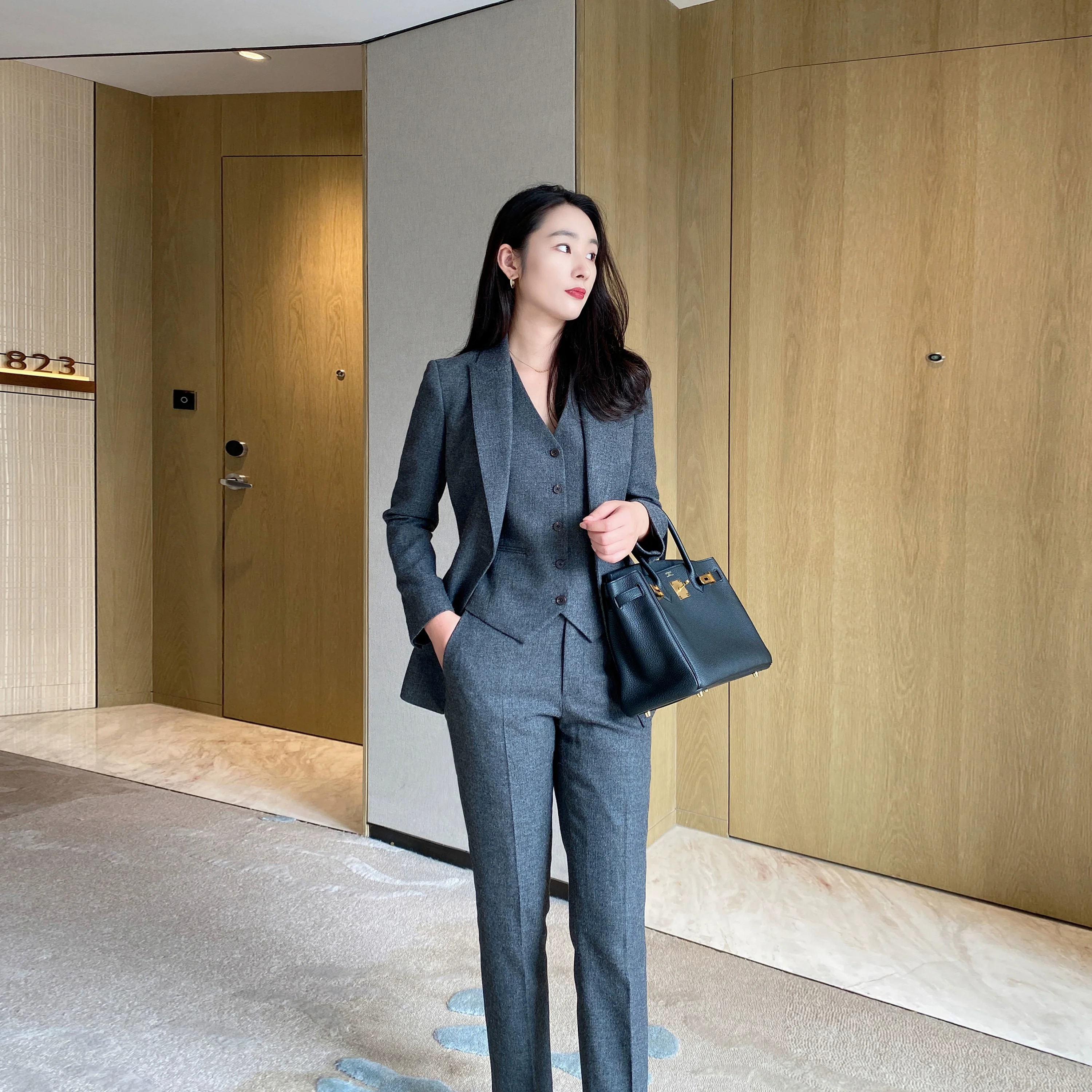 Winter Warm Classic 3-Piece Slim Fit Suit Set for Women - Image 4