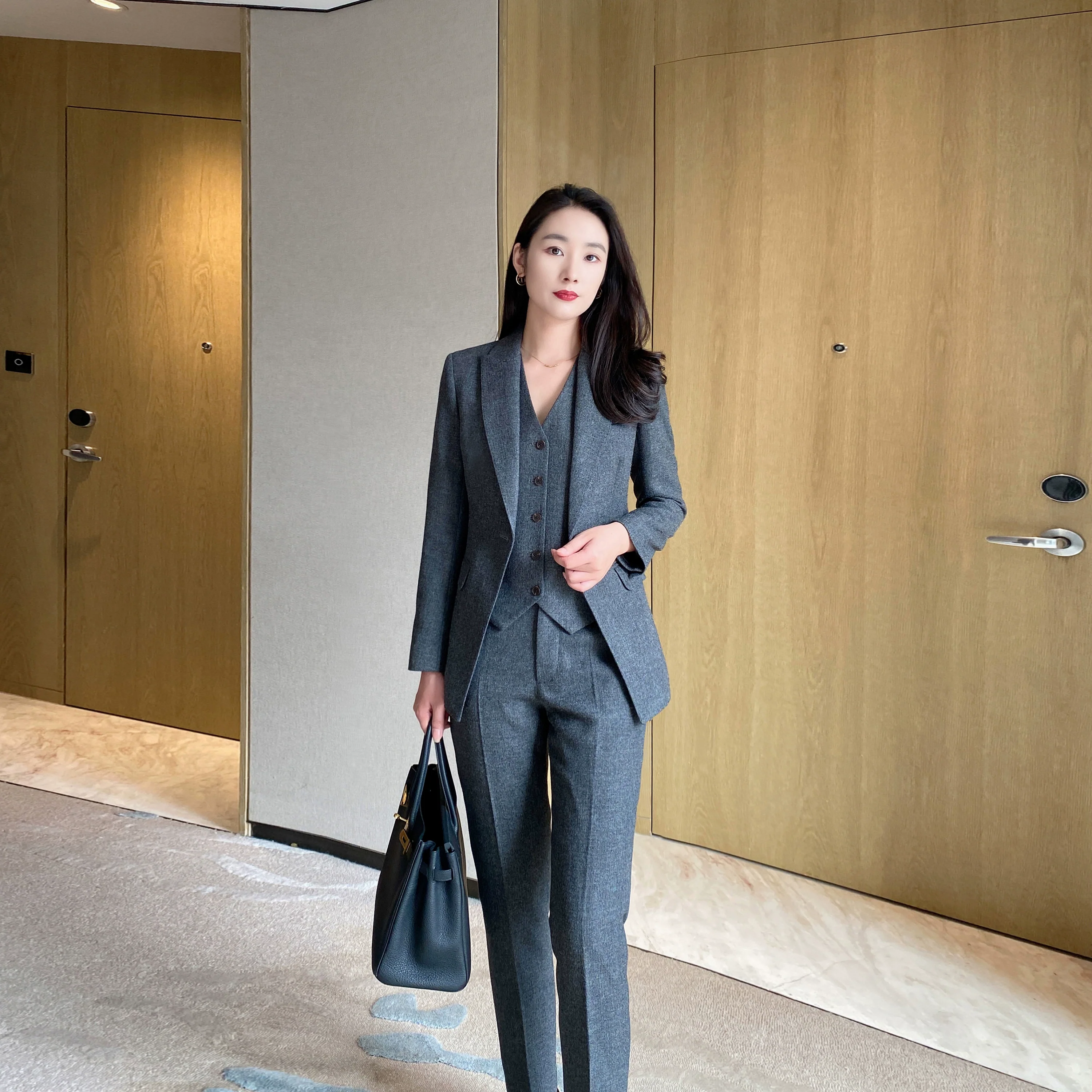 Winter Warm Classic 3-Piece Slim Fit Suit Set for Women - Image 5